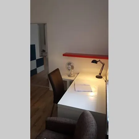 Vanille, Mit Eigenem Eingang, Ein Kleines Haus Bad Salzuflen